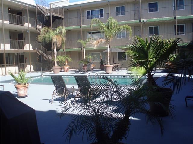 Building Photo - 500 Lake Marina Ave