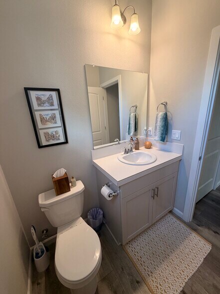 Building Photo - 7193 SE Cheryl Ct