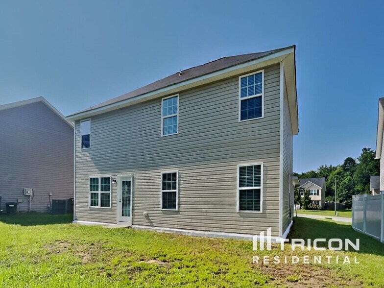 Building Photo - 507 Menlo Pk Rd