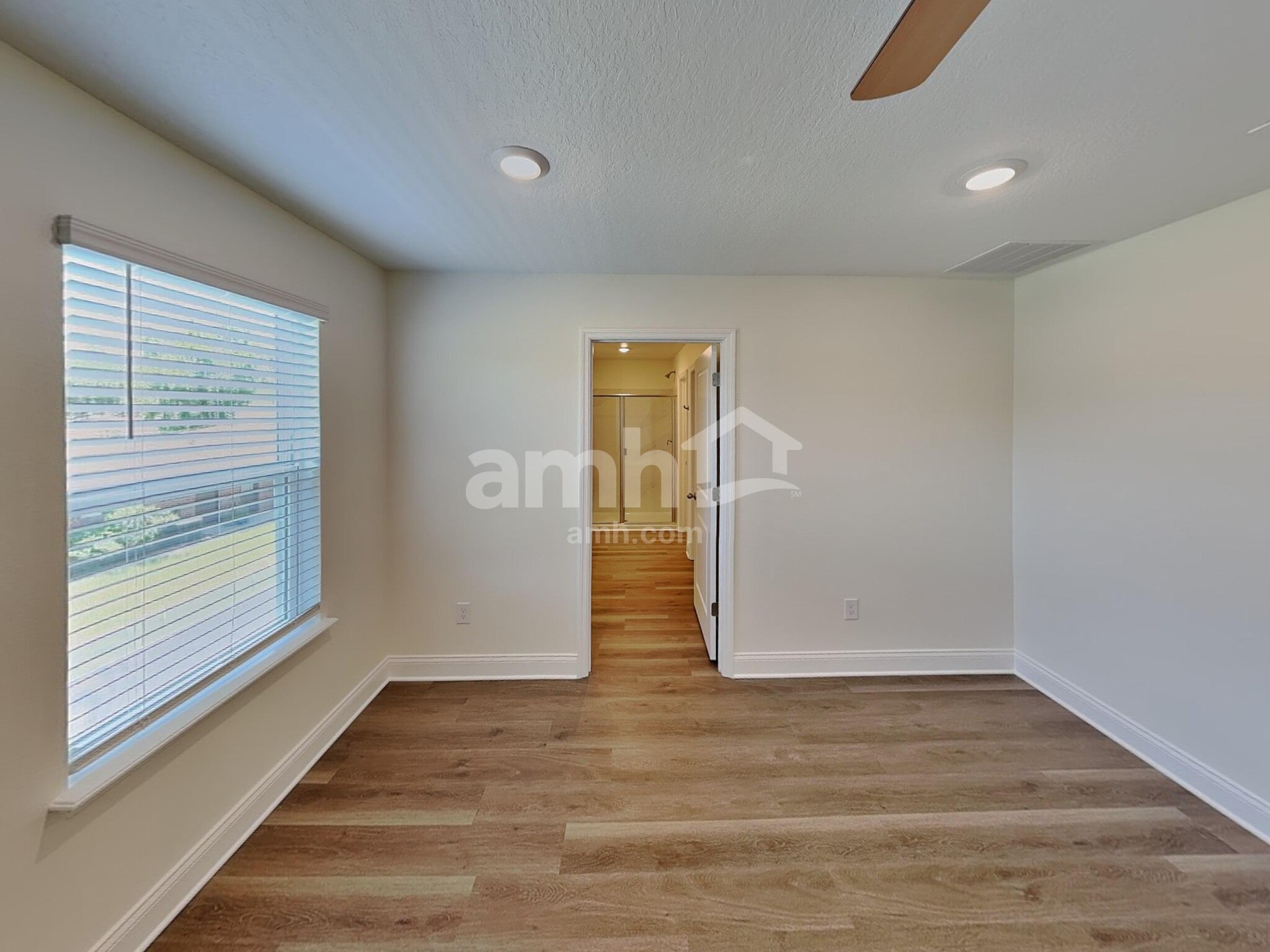 Building Photo - 980 Grafton Ridge Dr