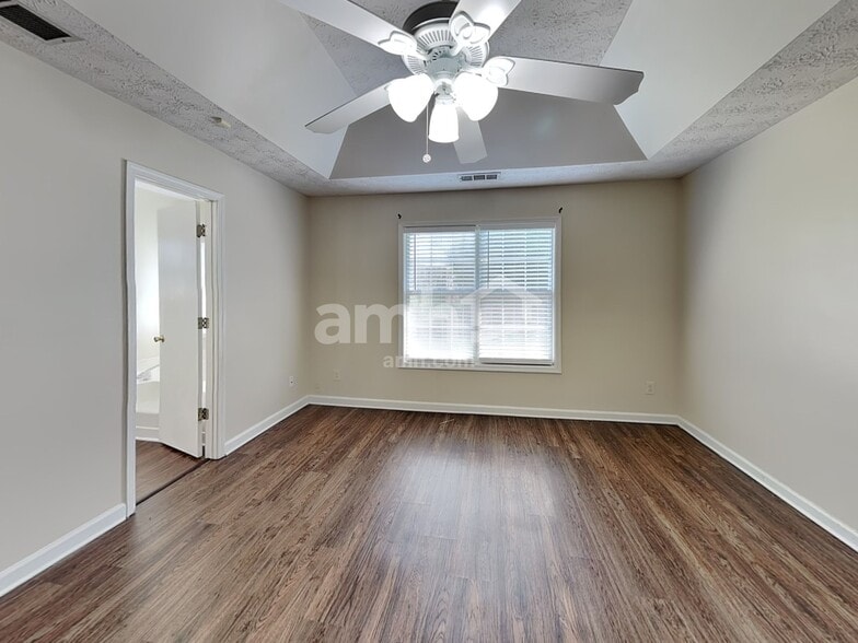 Building Photo - 740 Chatham Park Dr