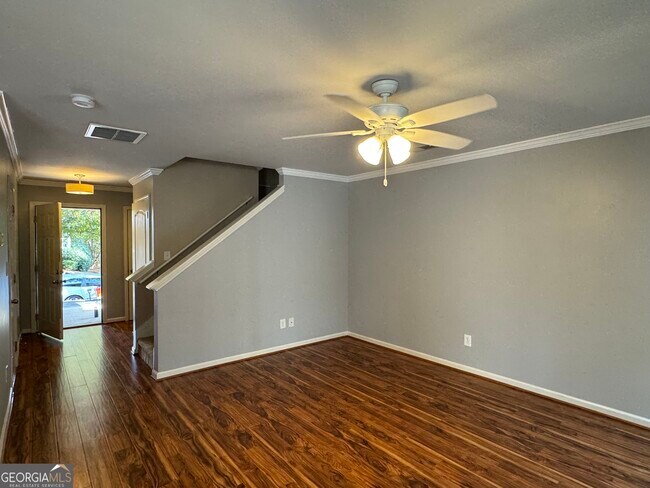 Building Photo - 106 Cypress Ct