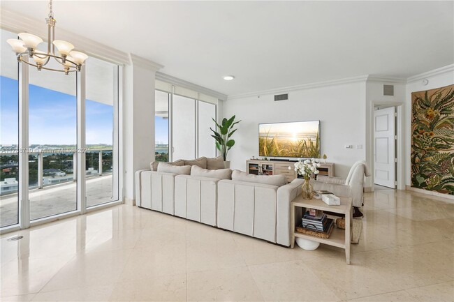 Building Photo - 10225 Collins Ave