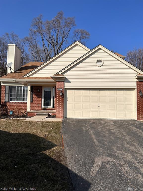 Building Photo - 28672 BAYBERRY Ct E