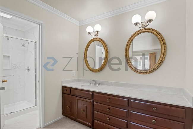 Building Photo - 78 St Marks Ct