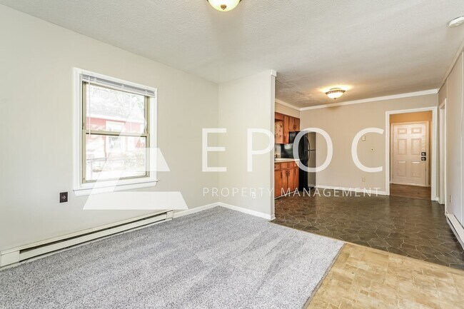 Building Photo - 2605 Ansonia St