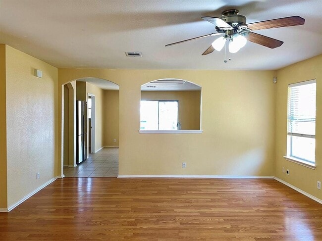 Building Photo - 1601 Lloydminister Way