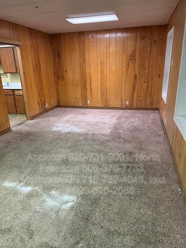 Building Photo - S7559 US-12