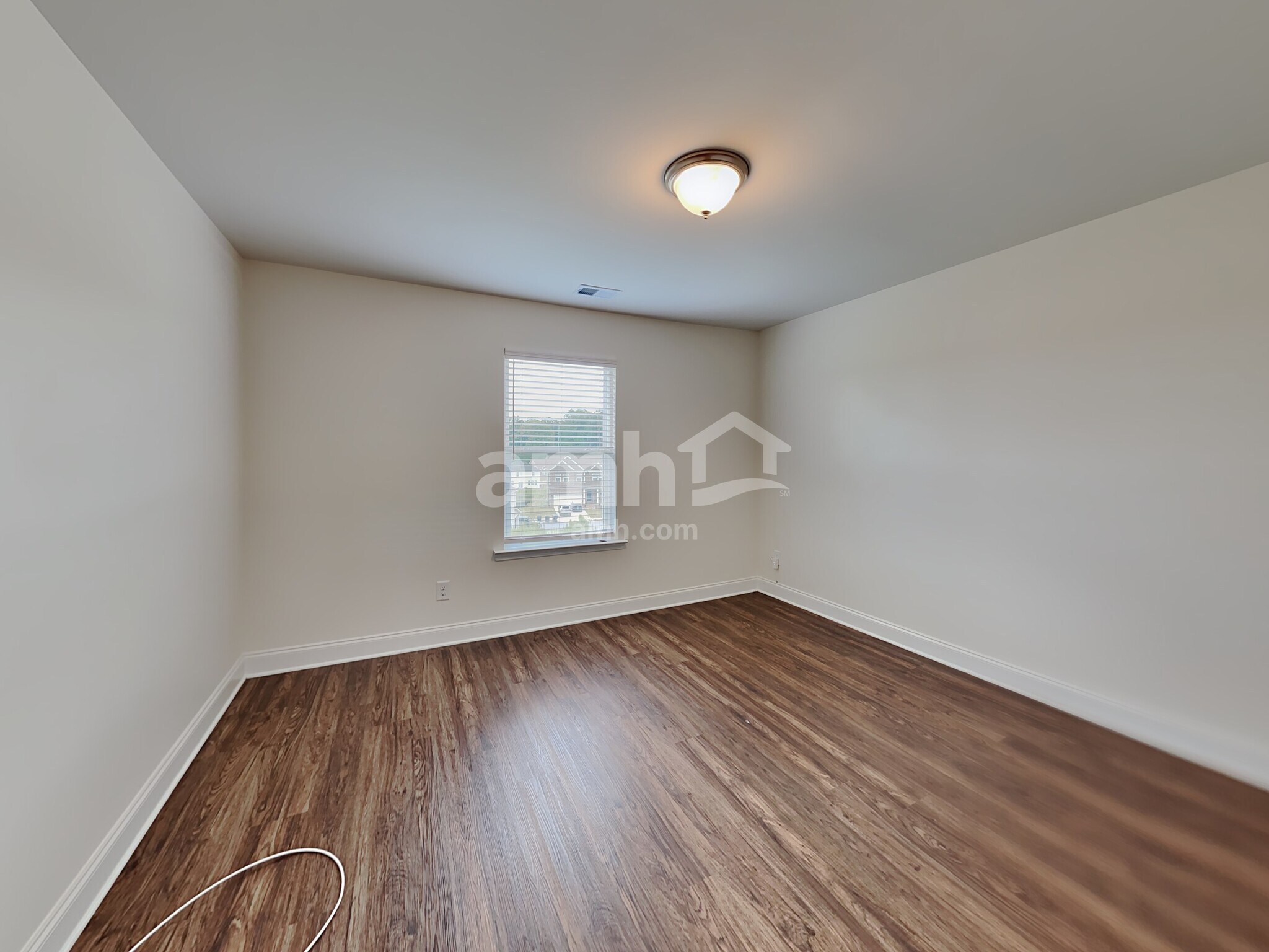 Building Photo - 420 Levon Ct