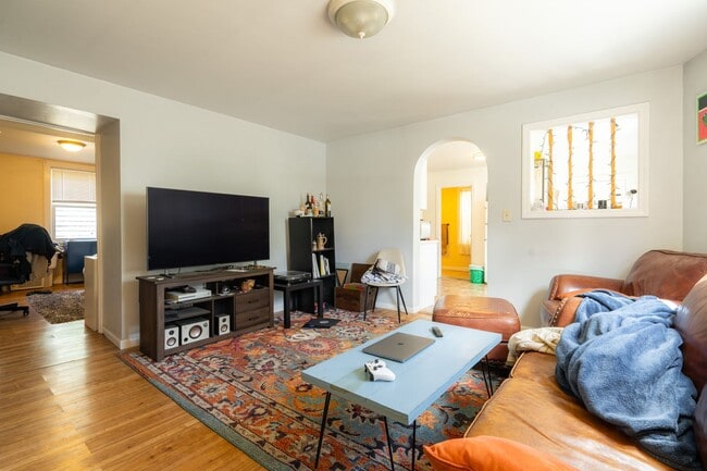 Building Photo - 295 Allston St