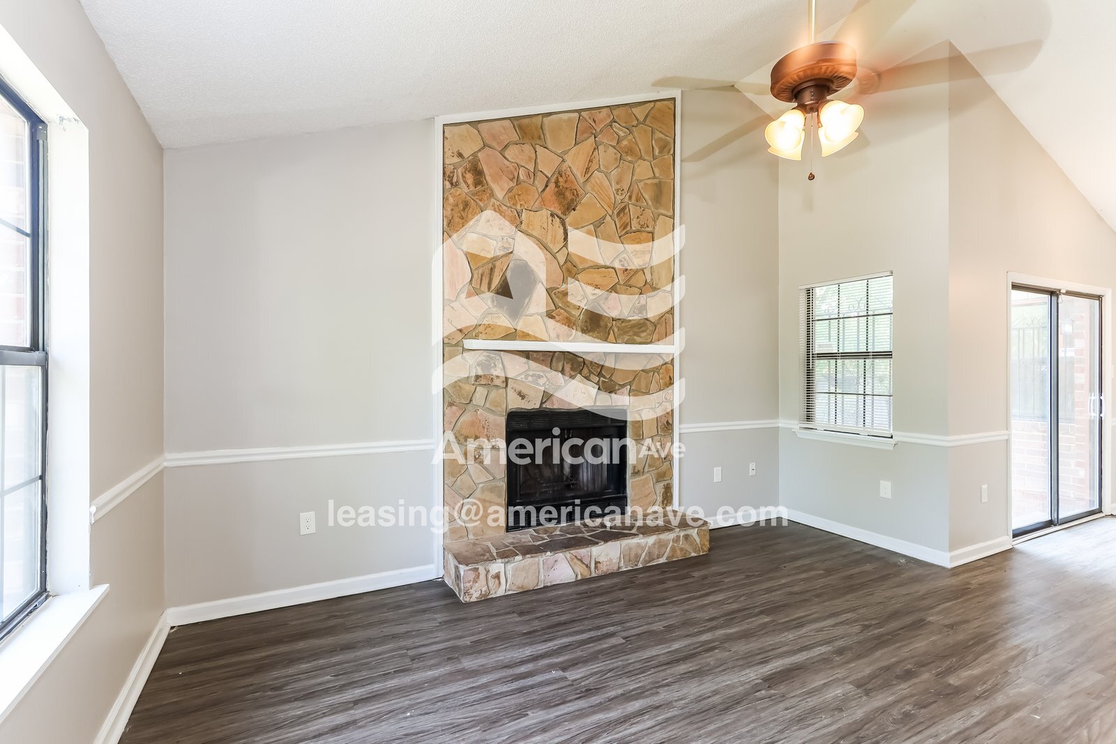 Building Photo - 3414 Aurelia Dr