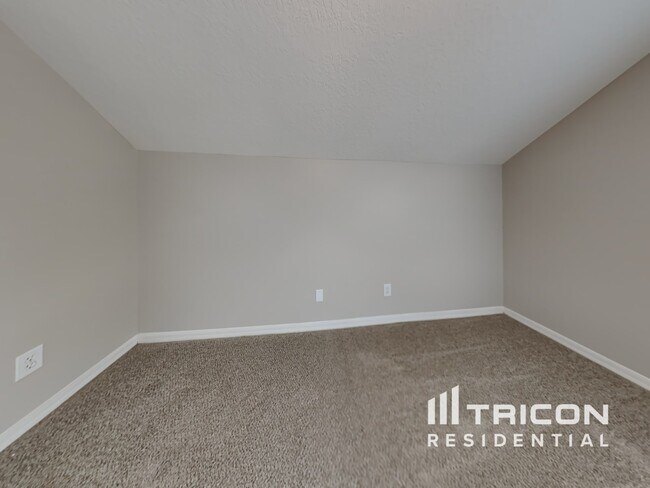 Building Photo - 7572 Oxford Garden Cir