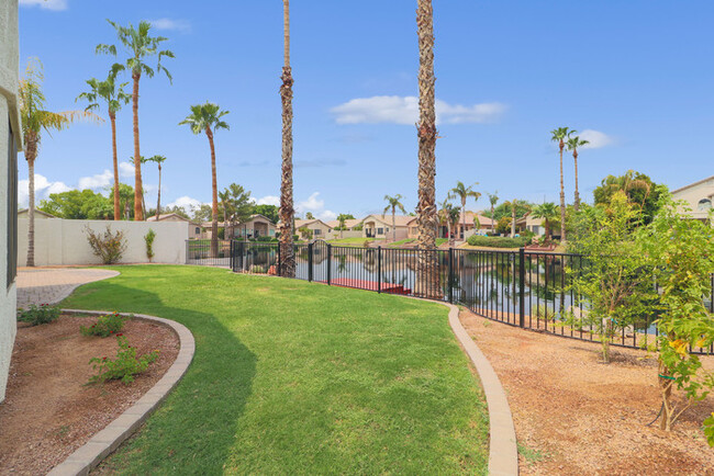 Building Photo - Beautiful Waterfront Home in Ocotillo Lakes