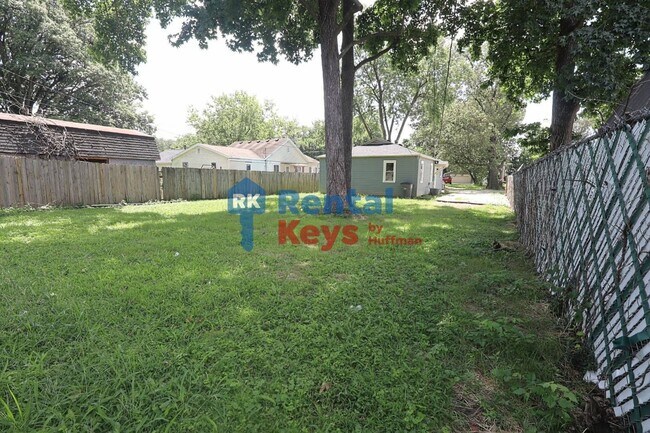 Building Photo - 2208 Margybeth Ave