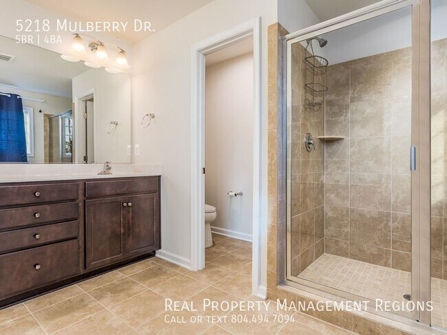 Building Photo - 5218 Mulberry Dr