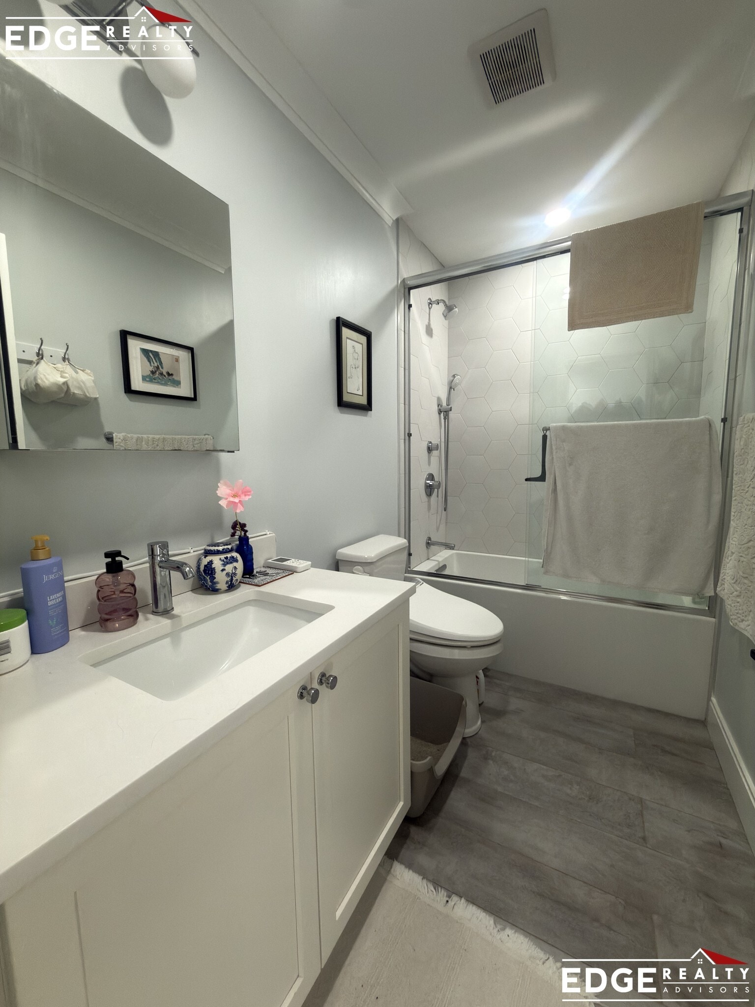 Building Photo - 14 Lopez Ave