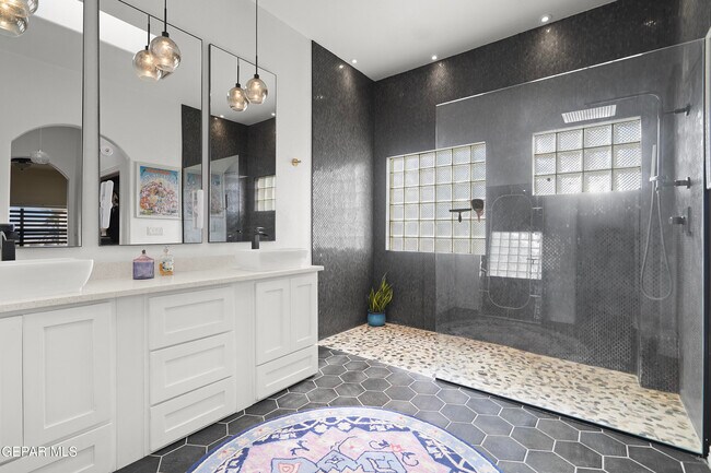 Building Photo - 1405 Cloud Ridge Dr