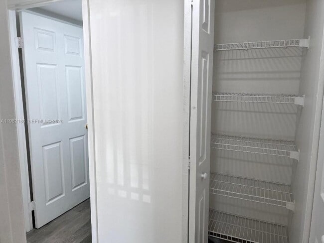 Building Photo - 8820 SW 132nd Pl