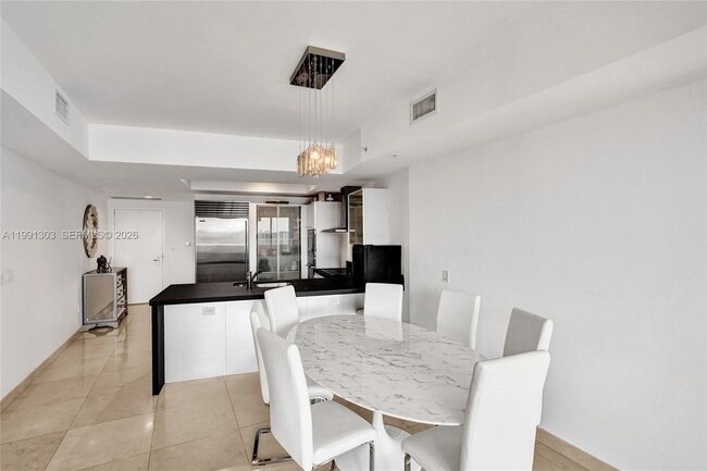 Building Photo - 18201 Collins Ave