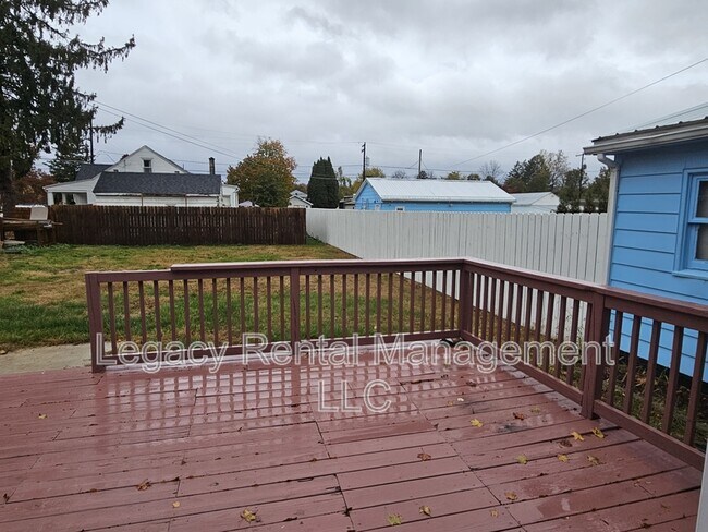 Building Photo - 2303 Old Berwick Rd