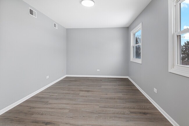 Building Photo - 7968 163rd Pl
