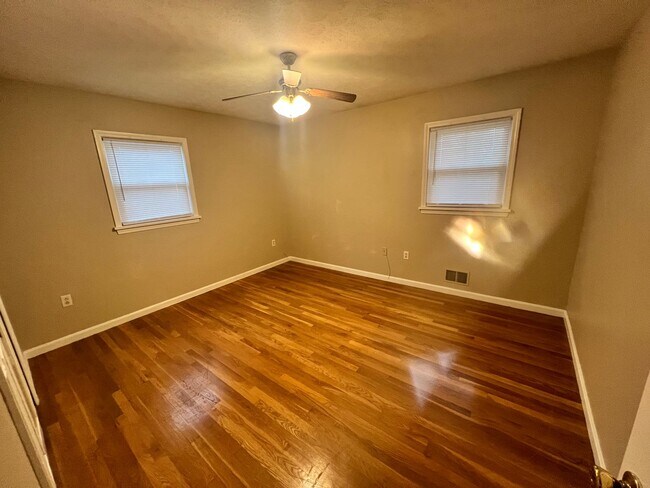 Building Photo - 5508 Fruitwood Dr