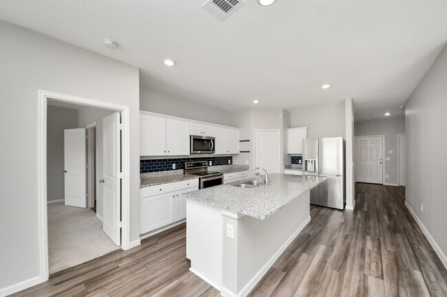 Building Photo - 6306 Highland Trl Dr