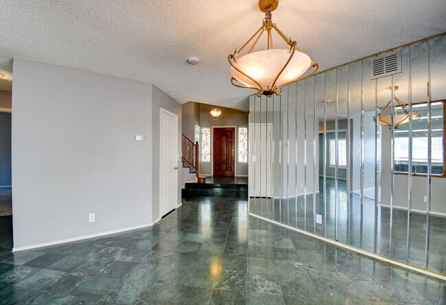 Building Photo - 6401 Morley Ave
