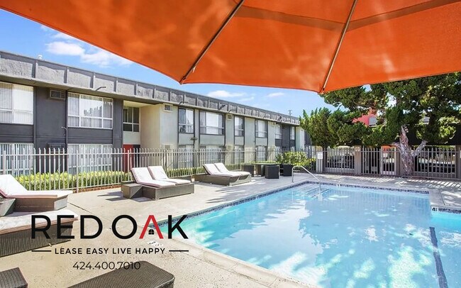 Building Photo - 21315 Roscoe Blvd