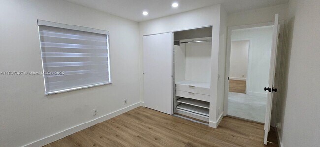 Building Photo - 591 Talavera Rd