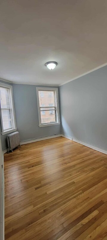 Building Photo - 1363 W Estes Ave