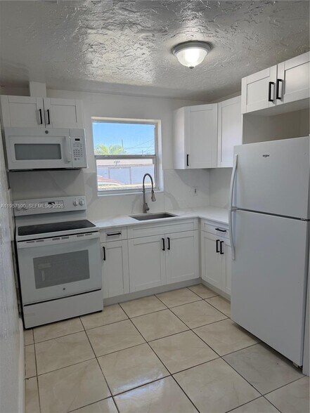 Building Photo - 2257 NW 33rd St