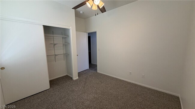 Building Photo - 2424 Predera Ave