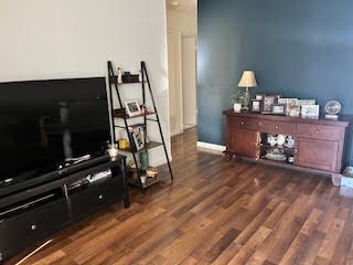 Building Photo - 3839 Vista Campana S