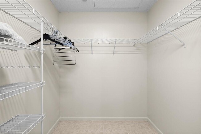 Building Photo - 12551 SW 16th Ct