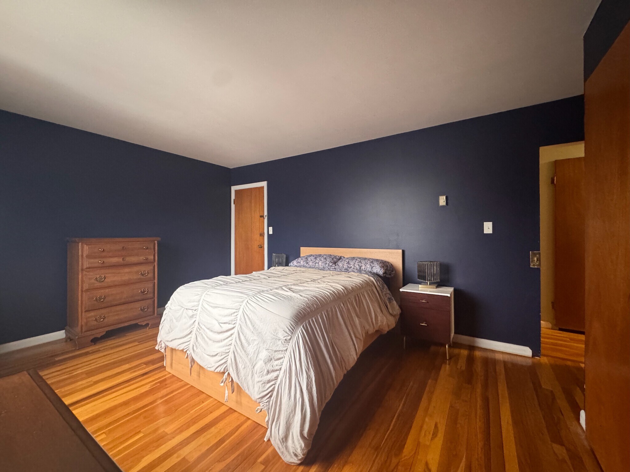 Building Photo - 32 Park Avenue Ct