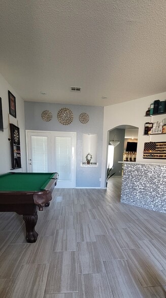 bar and game room - 13418 Emerald Tide Way