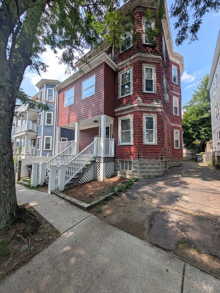 Building Photo - 79 Conwell Ave