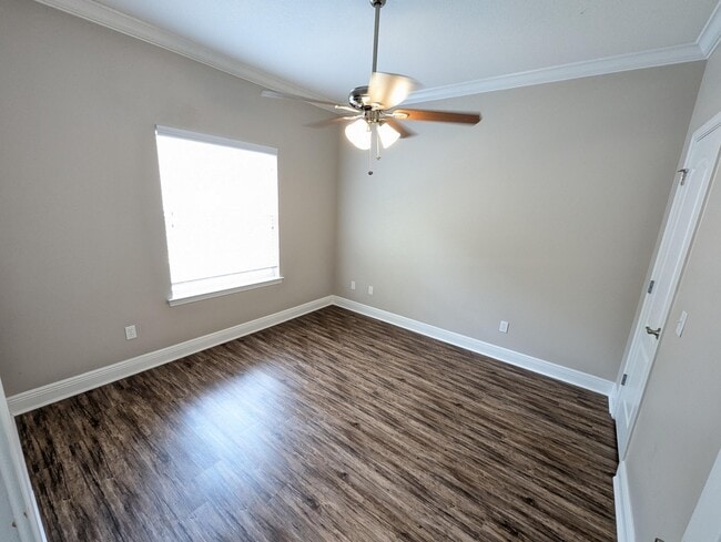 Building Photo - 2160 Hadleigh Hills Ct