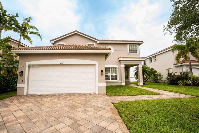 Building Photo - 4537 SW 183rd Ave