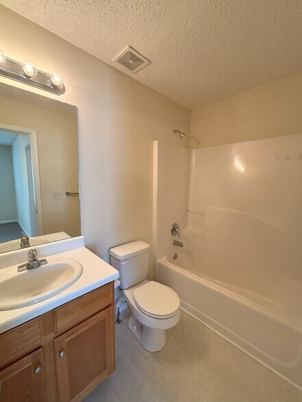 Building Photo - 261 Katydid Dr