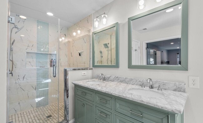 Building Photo - 8620 Stableview Ct