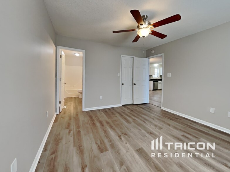 Building Photo - 3008 Brittany Dr
