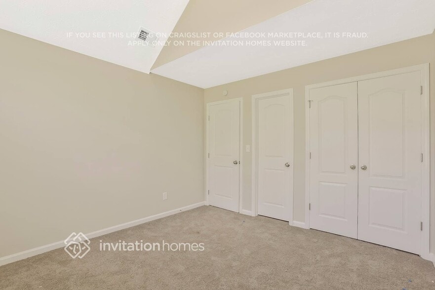 Building Photo - 6890 Smoke Ridge Dr
