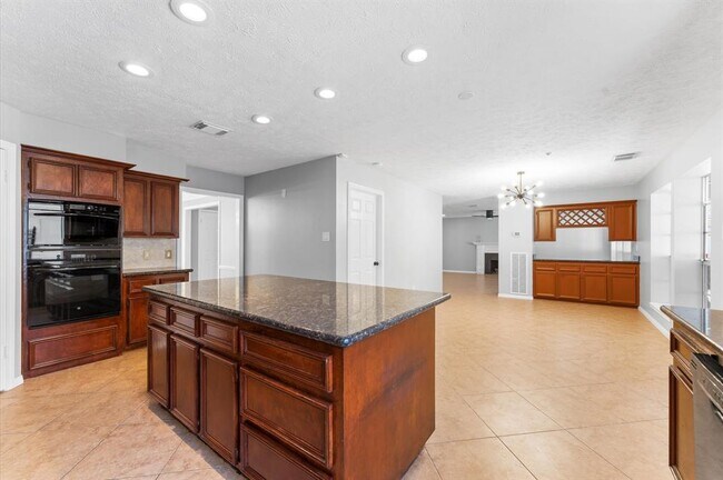Building Photo - 4103 Waterstone St