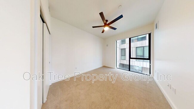 Building Photo - 532 Union St