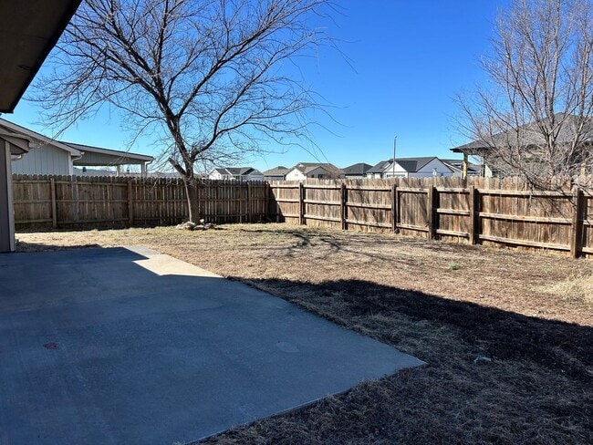 Building Photo - Wonderful Single Family Home