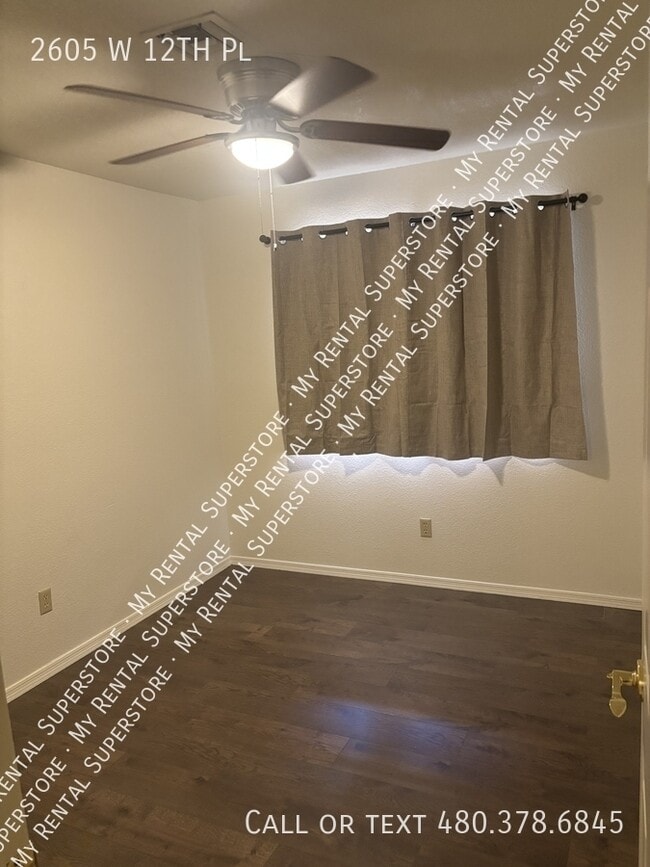 Building Photo - 2605 W 12th Pl