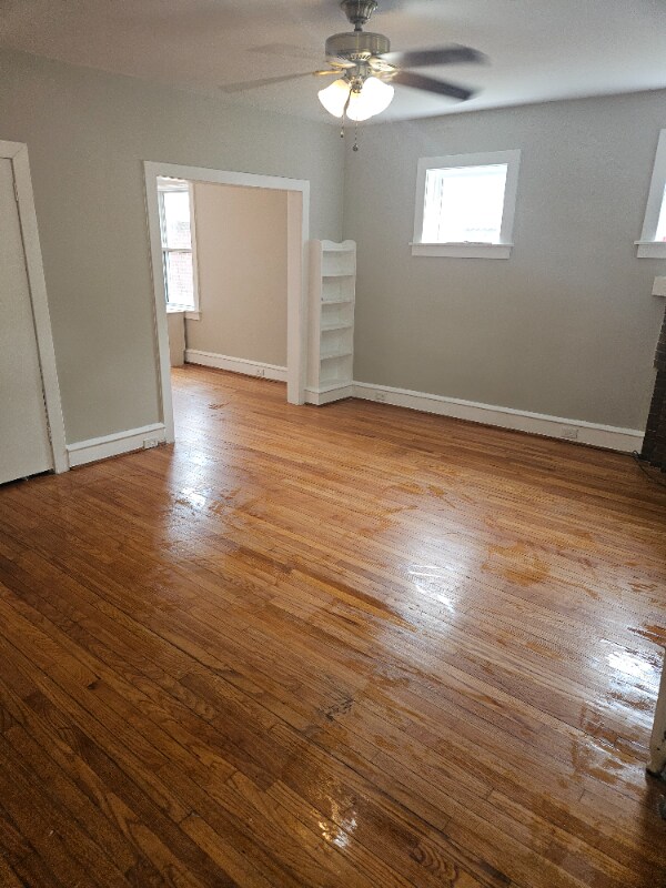 Building Photo - 609 Harrington St