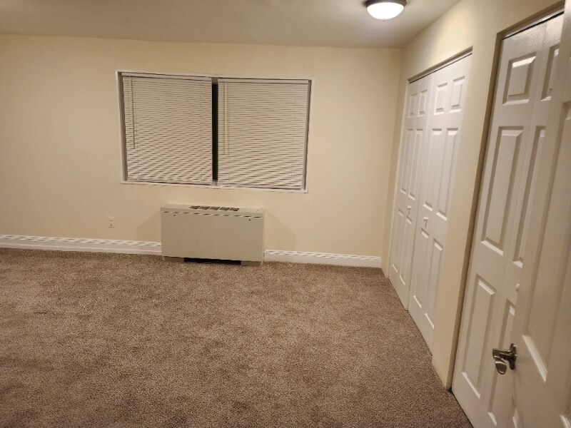 Building Photo - 1005 Chillum Rd